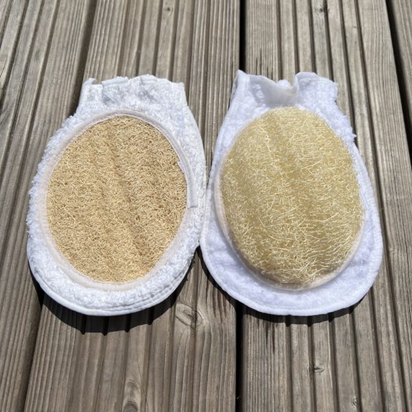 Gant montgolfière en loofah.