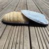 Gant en loofah anubis labo en forme de coeur.