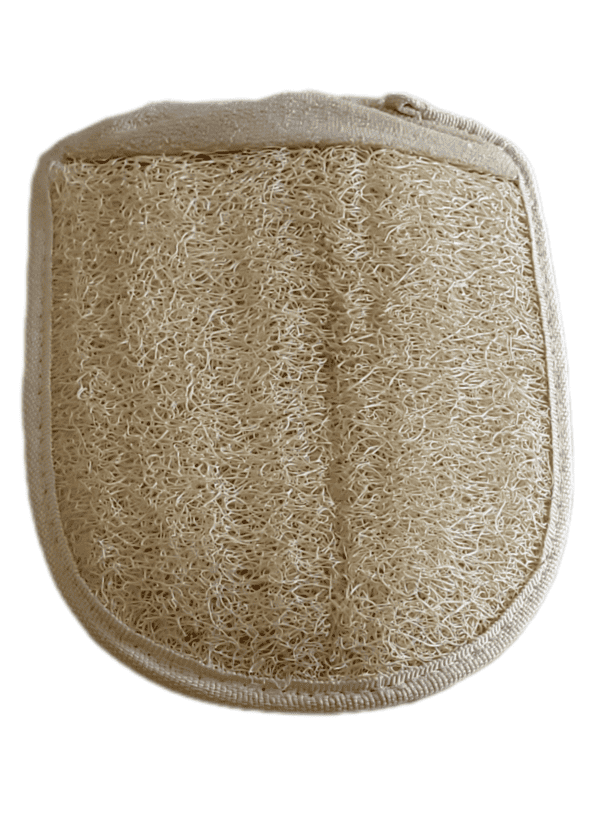 Un gant ovale avec un élastique de maintien pour le poignet de couleur beige face loofah.